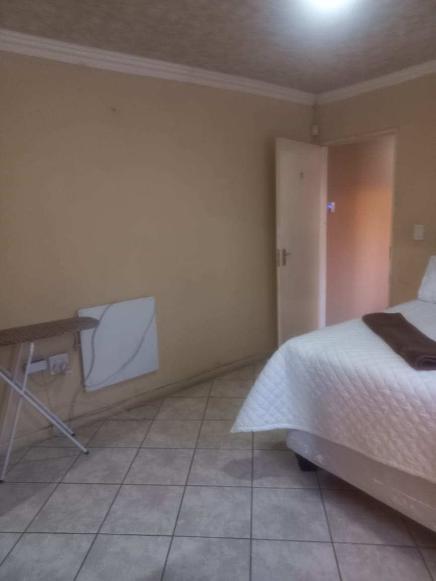 To Let 2 Bedroom Property for Rent in Goudrand Gauteng