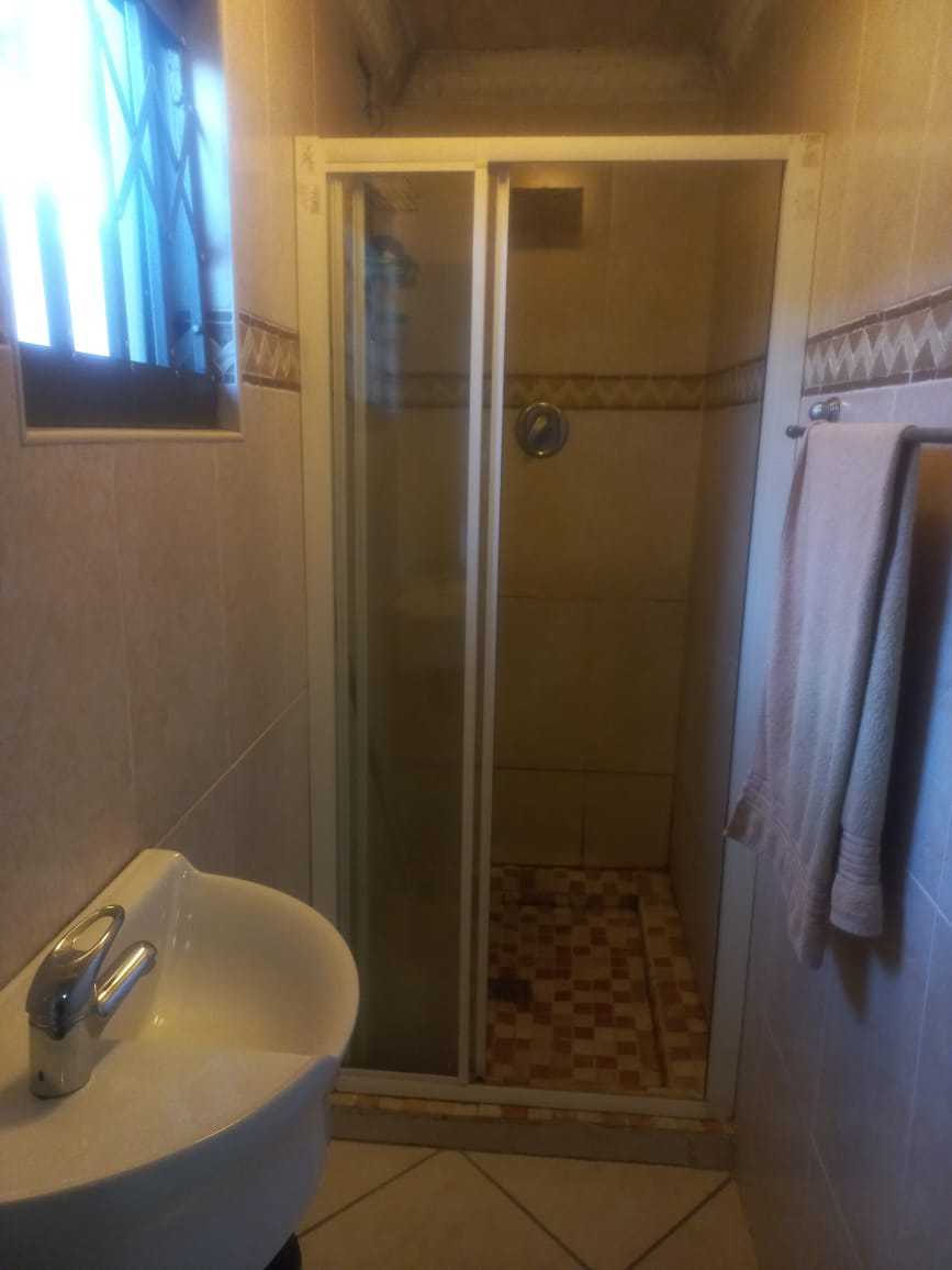 To Let 2 Bedroom Property for Rent in Goudrand Gauteng