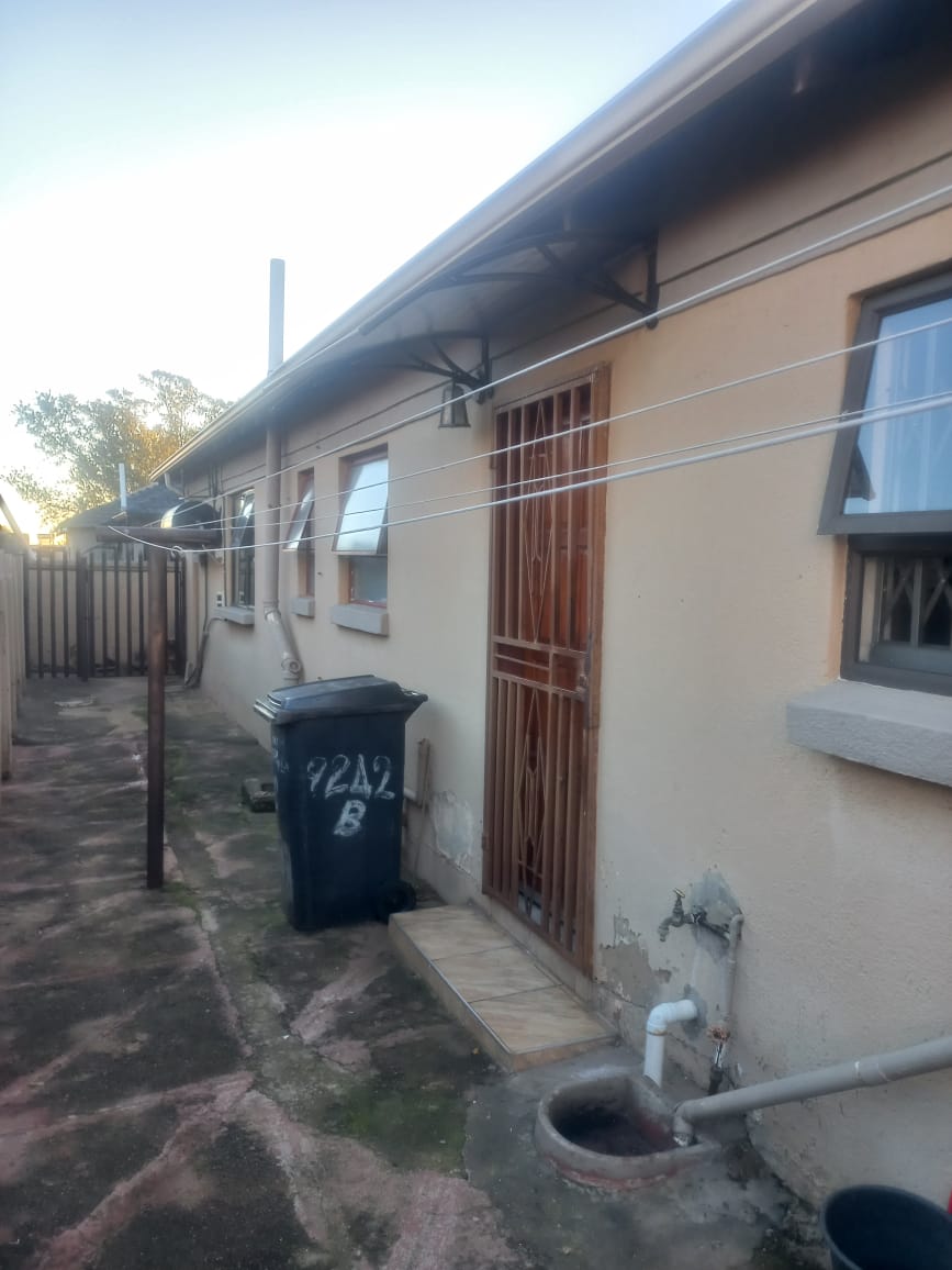 To Let 2 Bedroom Property for Rent in Goudrand Gauteng