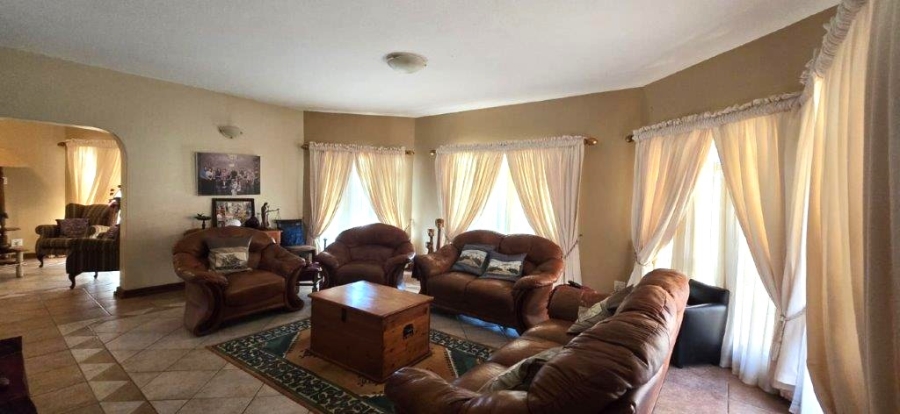 6 Bedroom Property for Sale in Amandasig Gauteng
