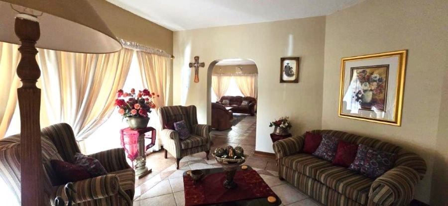 6 Bedroom Property for Sale in Amandasig Gauteng