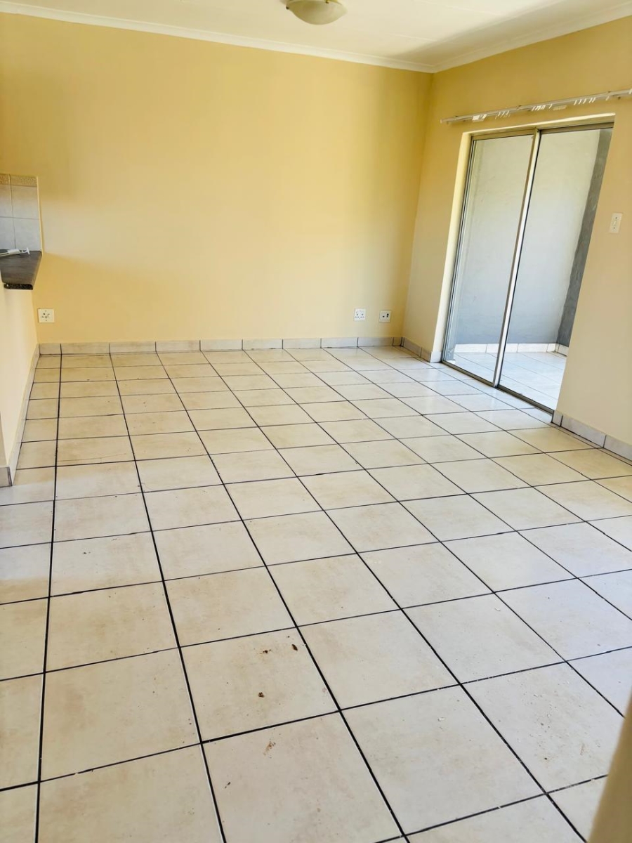 To Let 2 Bedroom Property for Rent in Castleview Gauteng