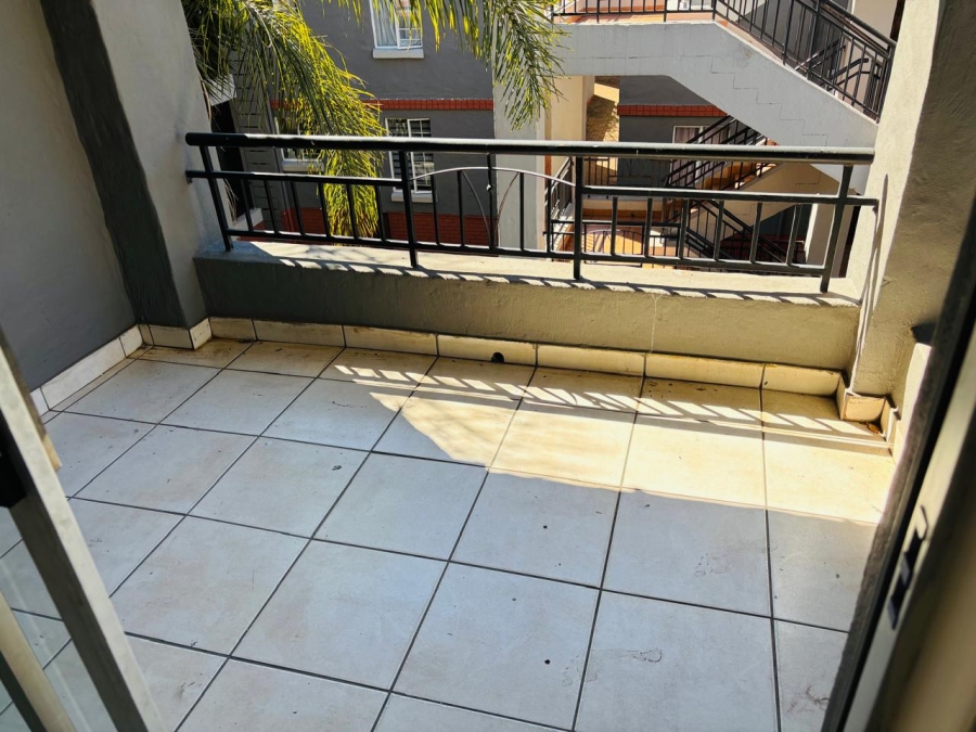 To Let 2 Bedroom Property for Rent in Castleview Gauteng