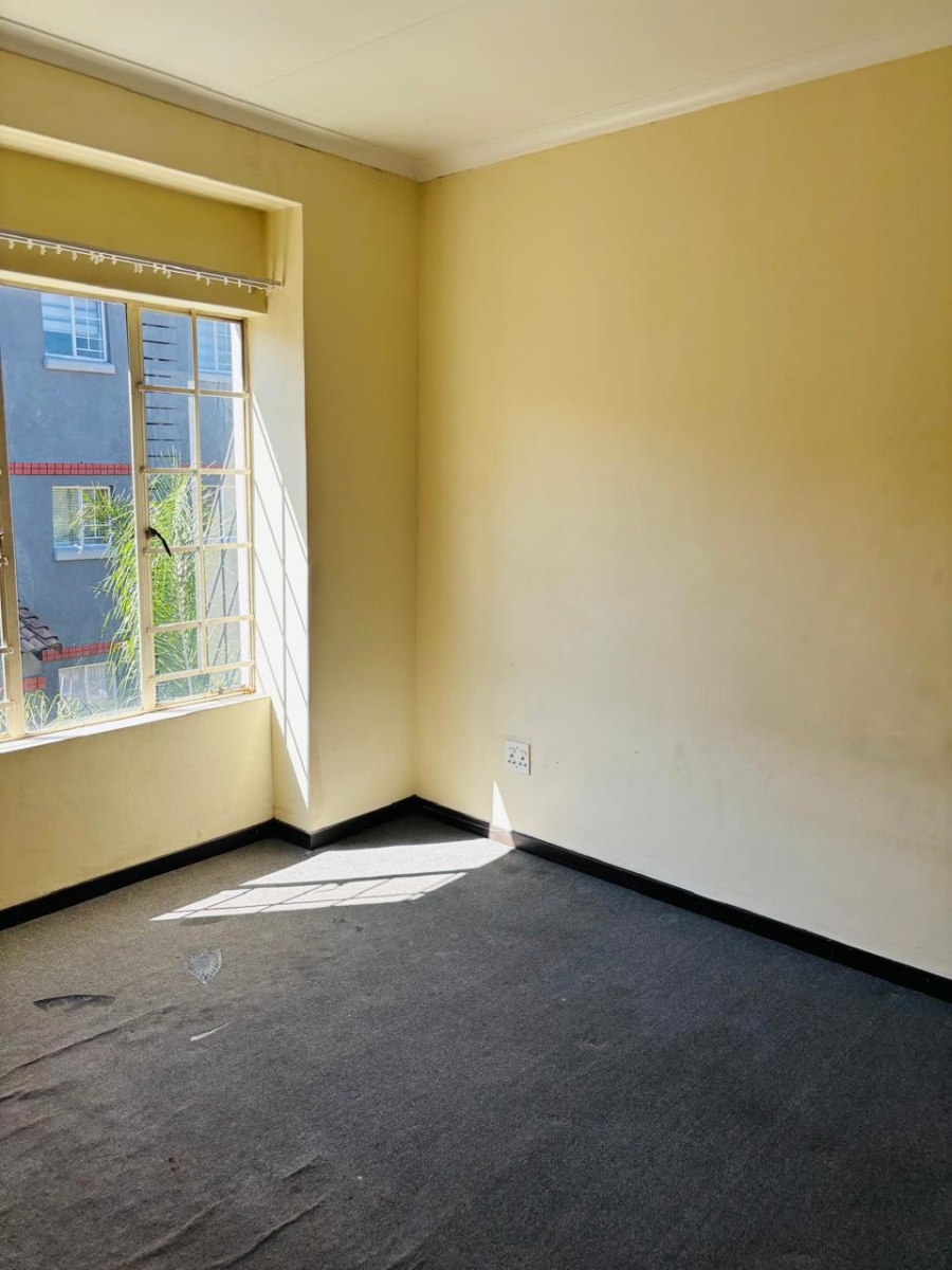 To Let 2 Bedroom Property for Rent in Castleview Gauteng