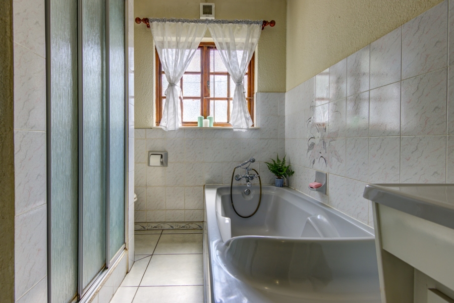3 Bedroom Property for Sale in Terenure Gauteng