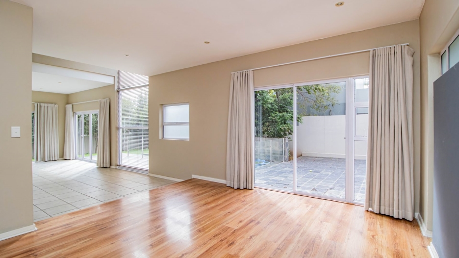 3 Bedroom Property for Sale in Greenstone Hill Gauteng