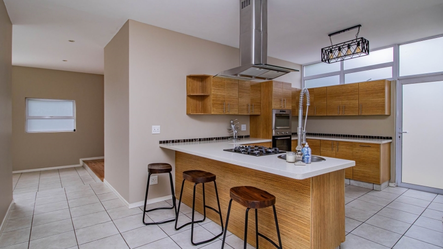3 Bedroom Property for Sale in Greenstone Hill Gauteng