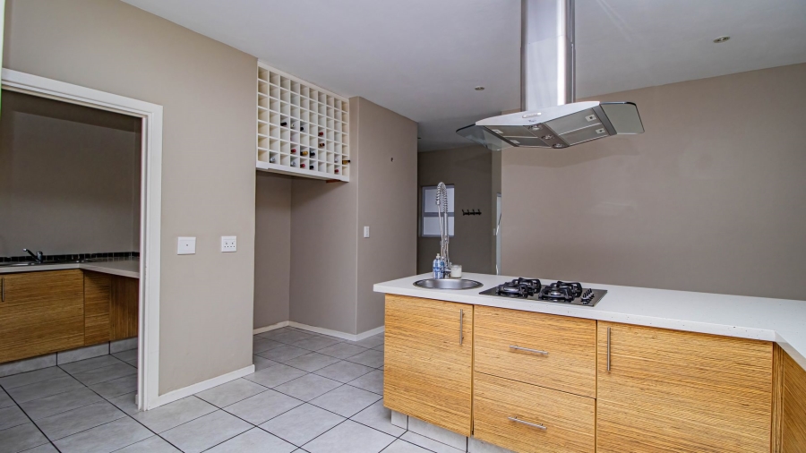 3 Bedroom Property for Sale in Greenstone Hill Gauteng