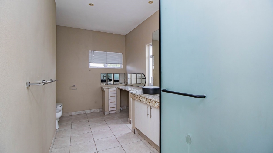 3 Bedroom Property for Sale in Greenstone Hill Gauteng