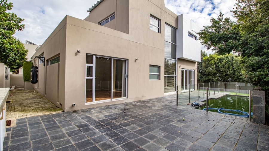3 Bedroom Property for Sale in Greenstone Hill Gauteng