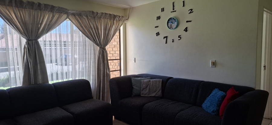 3 Bedroom Property for Sale in Esther Park Gauteng