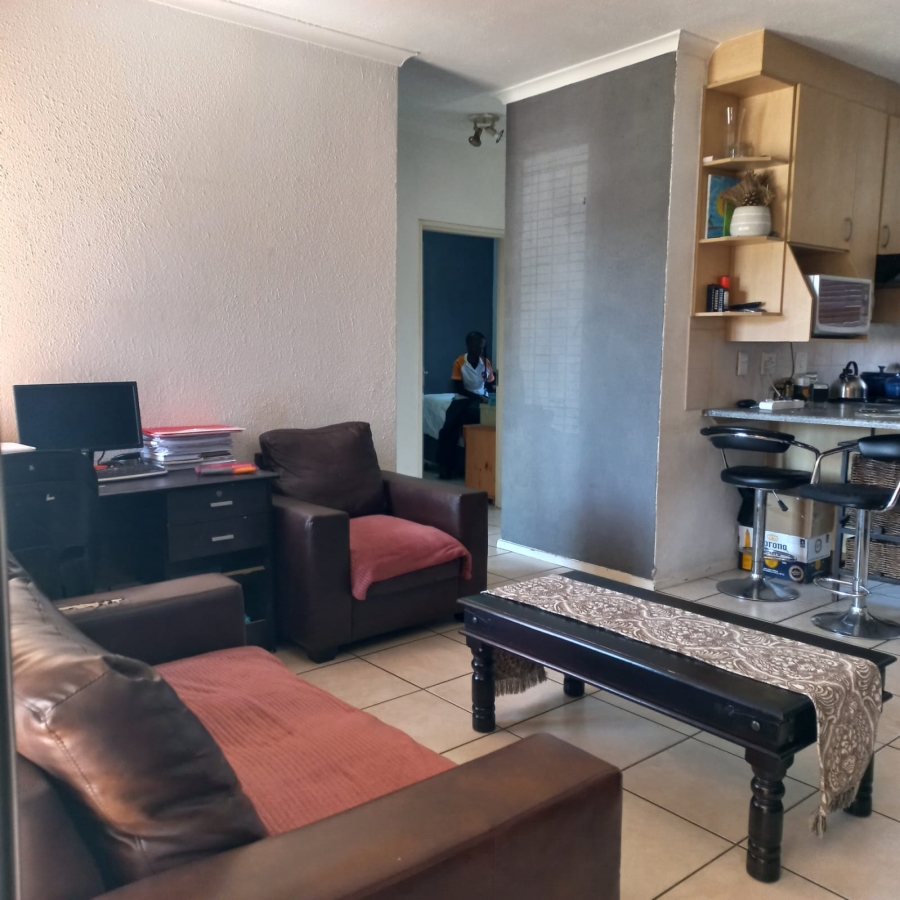 2 Bedroom Property for Sale in Edleen Gauteng