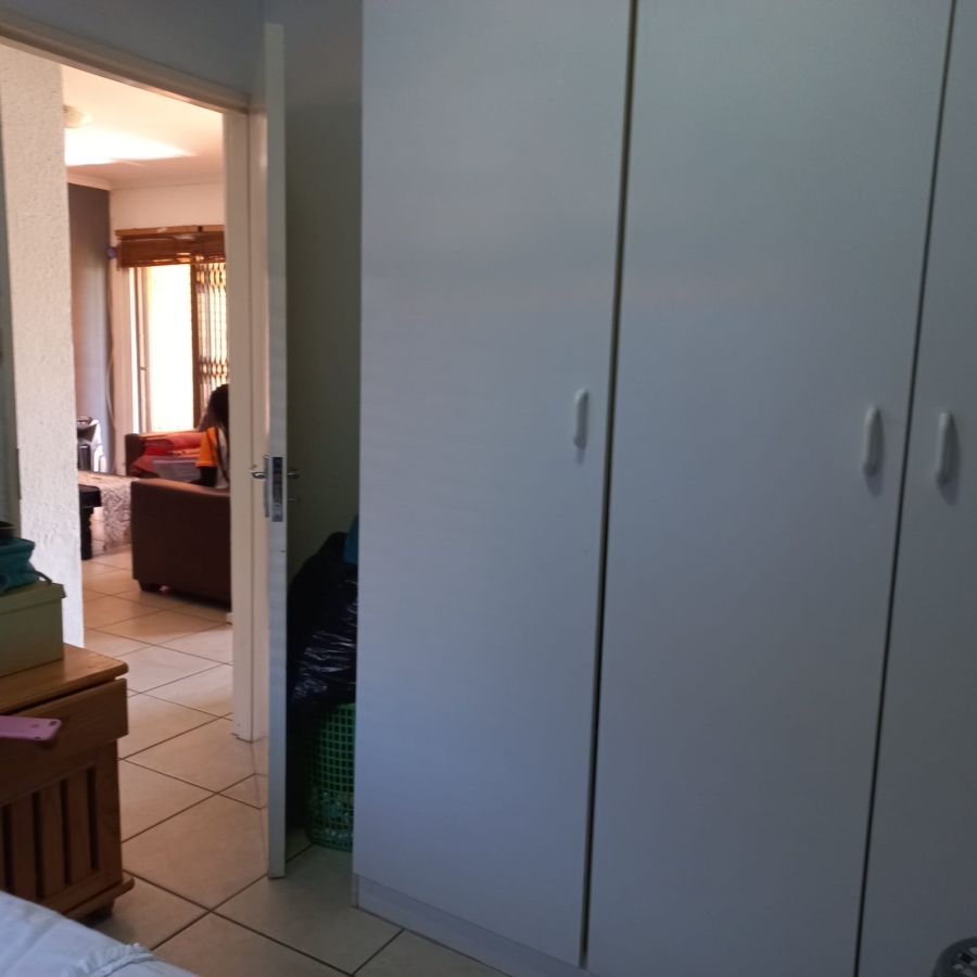 2 Bedroom Property for Sale in Edleen Gauteng