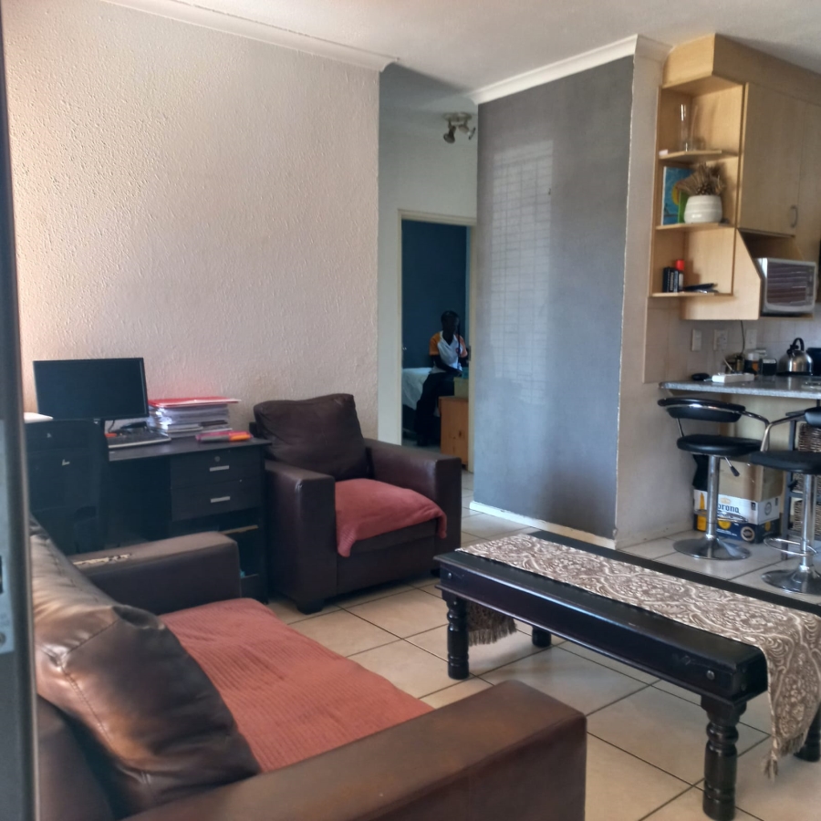 2 Bedroom Property for Sale in Edleen Gauteng