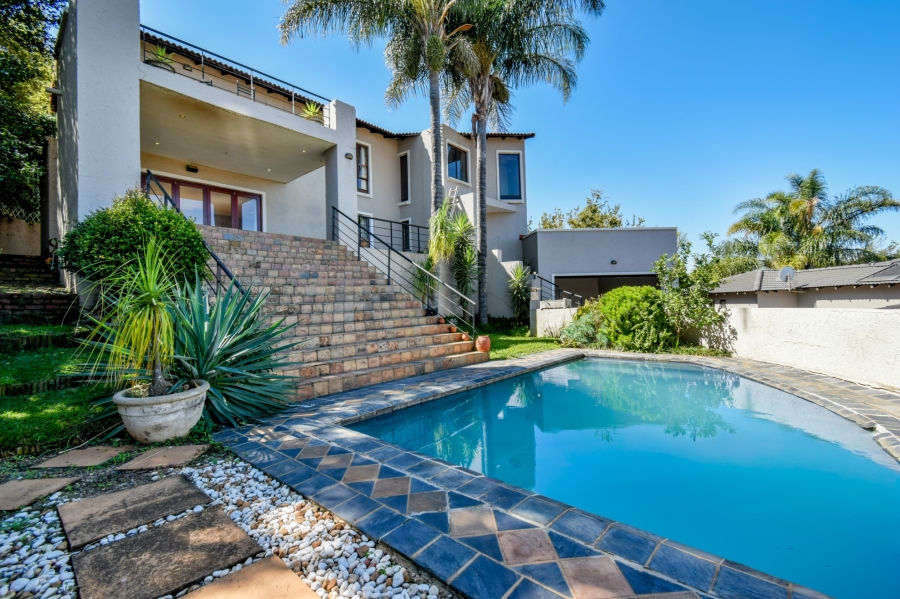 3 Bedroom Property for Sale in Faerie Glen Gauteng