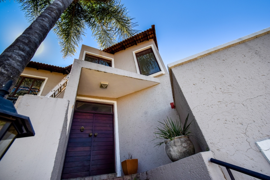 3 Bedroom Property for Sale in Faerie Glen Gauteng
