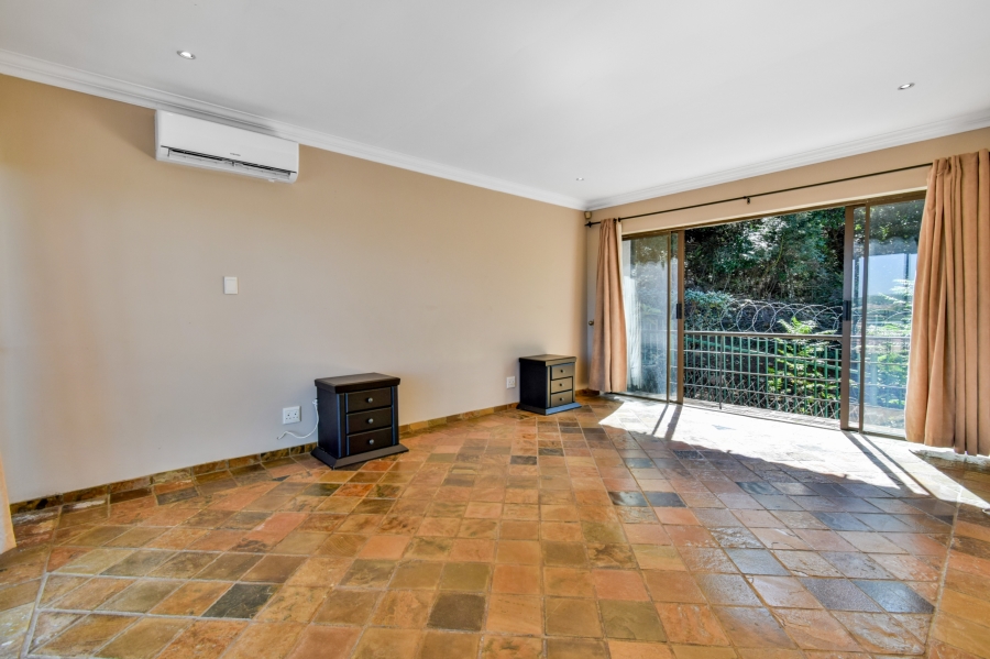 3 Bedroom Property for Sale in Faerie Glen Gauteng