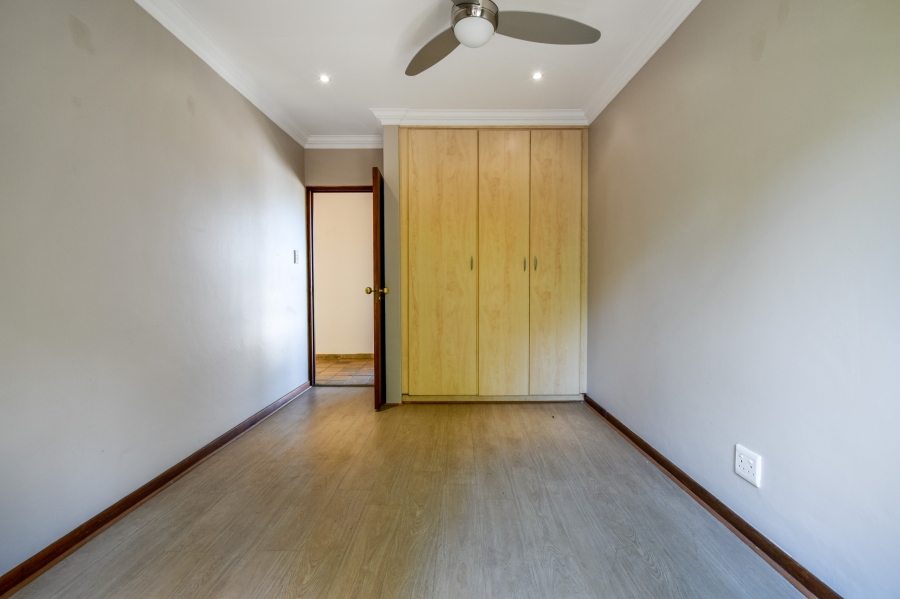 3 Bedroom Property for Sale in Faerie Glen Gauteng