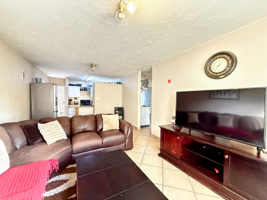 2 Bedroom Property for Sale in Rietfontein Gauteng