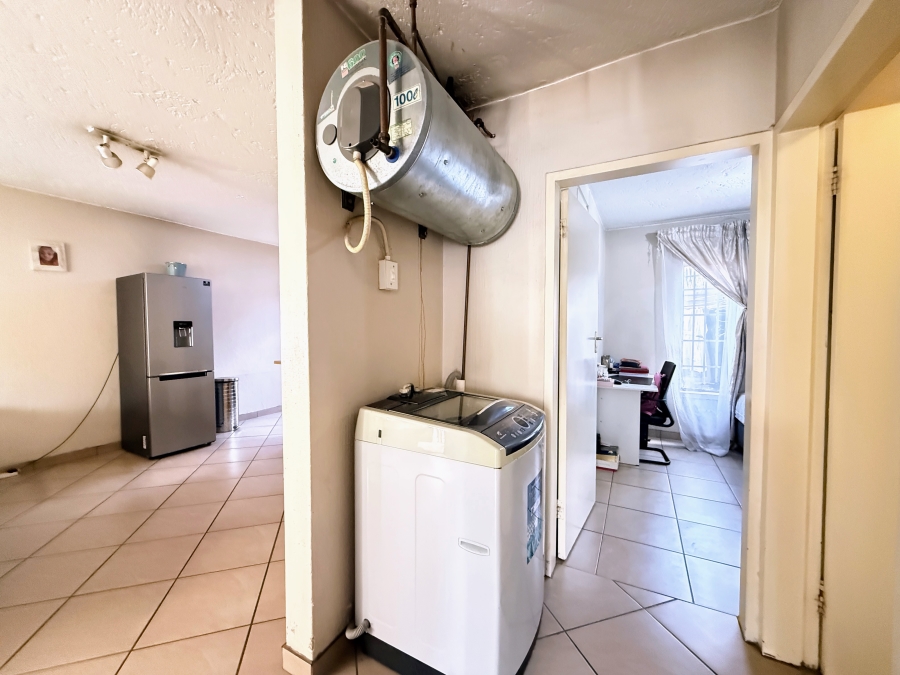 2 Bedroom Property for Sale in Rietfontein Gauteng