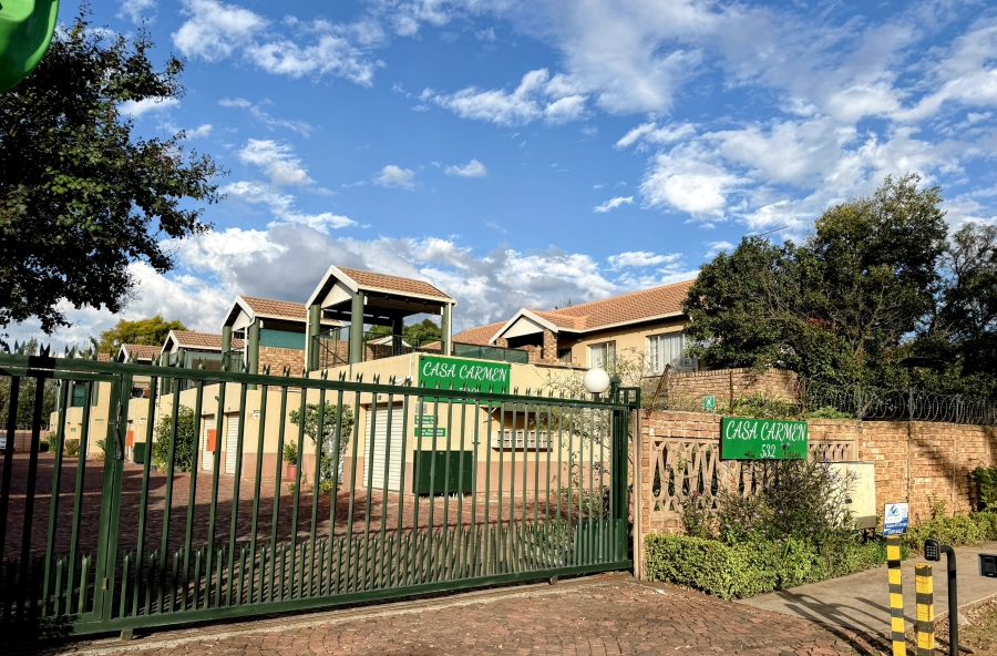 2 Bedroom Property for Sale in Rietfontein Gauteng