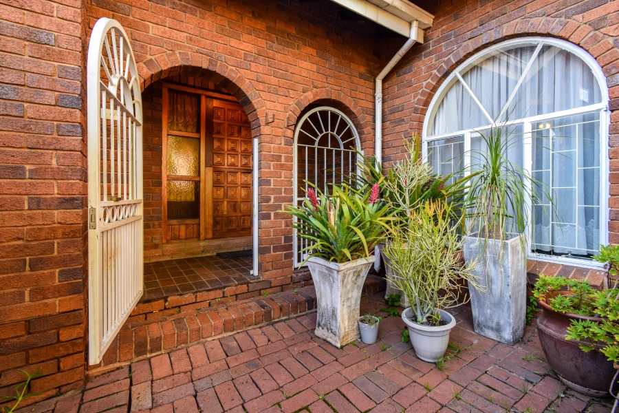 4 Bedroom Property for Sale in Wingate Park Gauteng