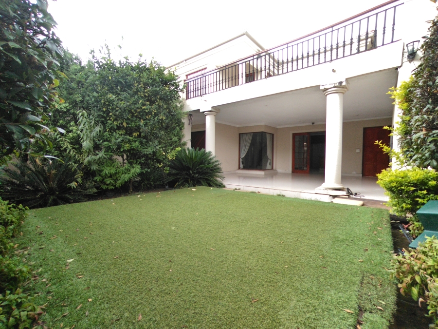 3 Bedroom Property for Sale in Nieuw Muckleneuk Gauteng