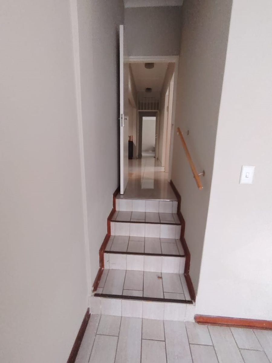4 Bedroom Property for Sale in Blairgowrie Gauteng