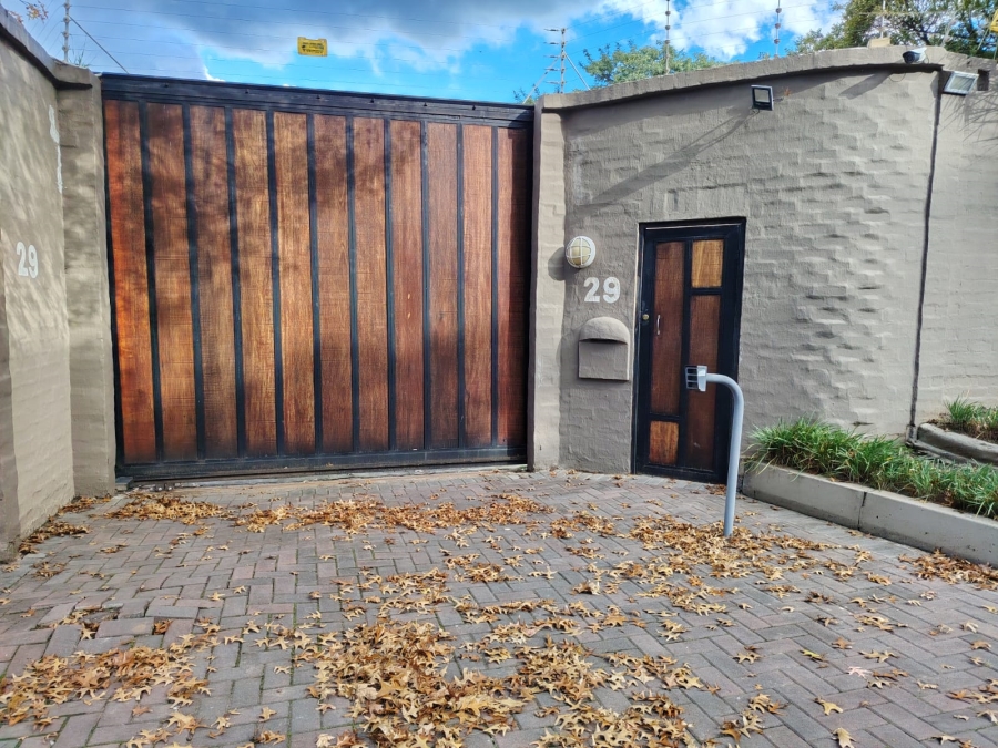 4 Bedroom Property for Sale in Blairgowrie Gauteng
