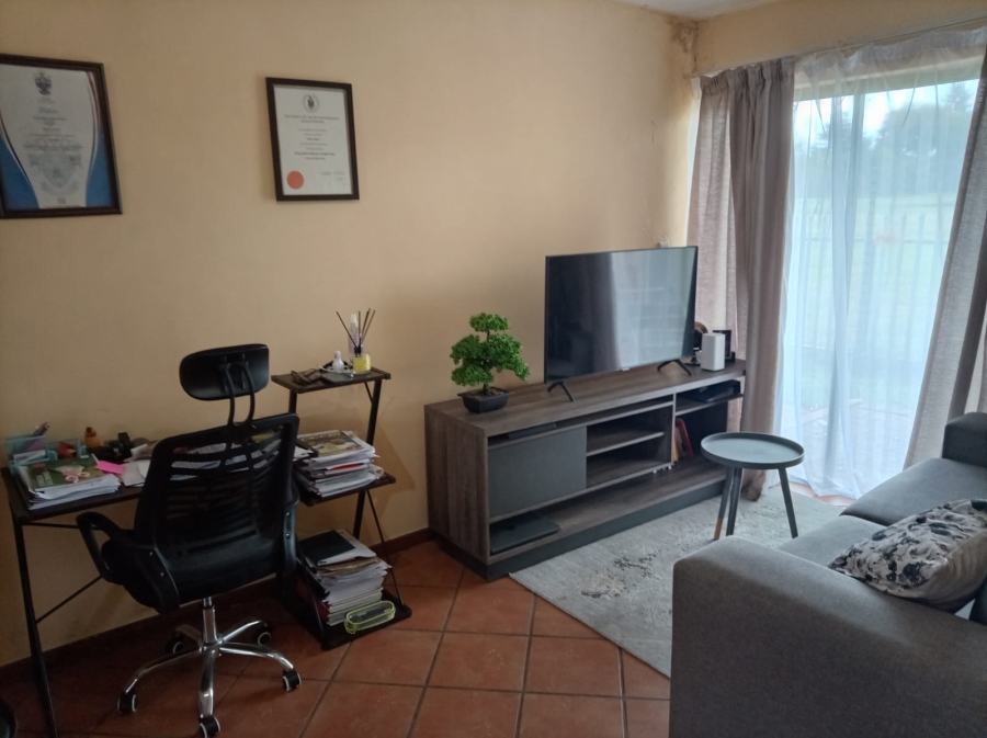 2 Bedroom Property for Sale in Pollak Park Gauteng