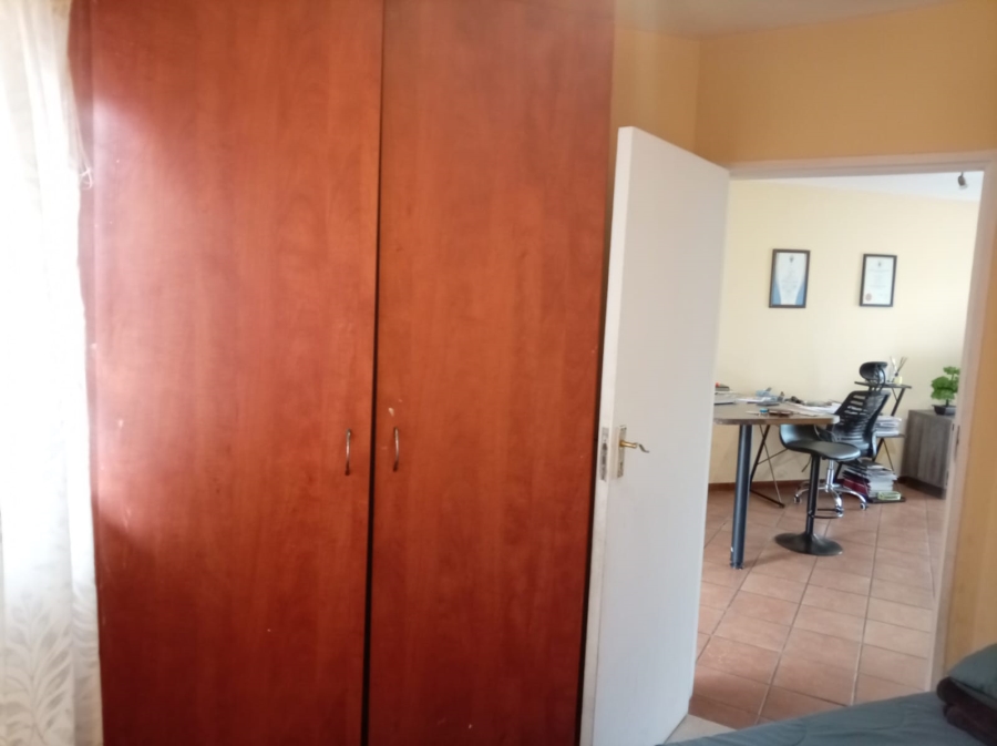 2 Bedroom Property for Sale in Pollak Park Gauteng
