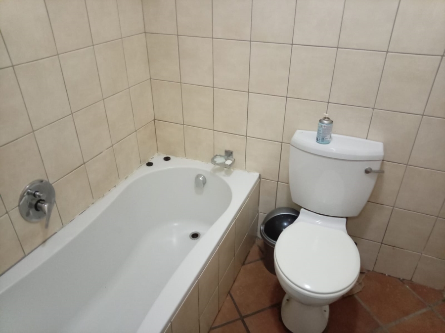 2 Bedroom Property for Sale in Pollak Park Gauteng