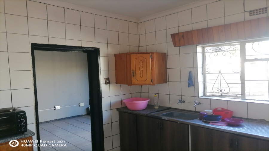 8 Bedroom Property for Sale in Vanderbijlpark CW 2 Gauteng