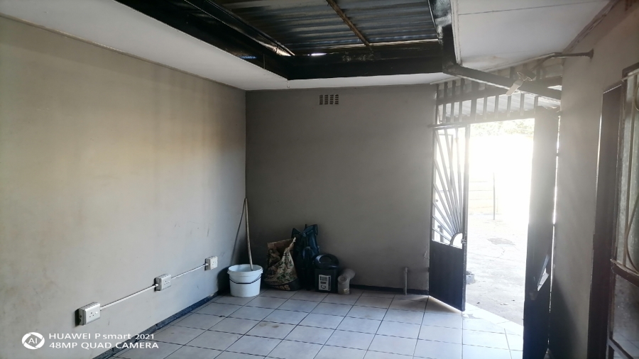 8 Bedroom Property for Sale in Vanderbijlpark CW 2 Gauteng