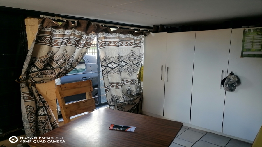 8 Bedroom Property for Sale in Vanderbijlpark CW 2 Gauteng