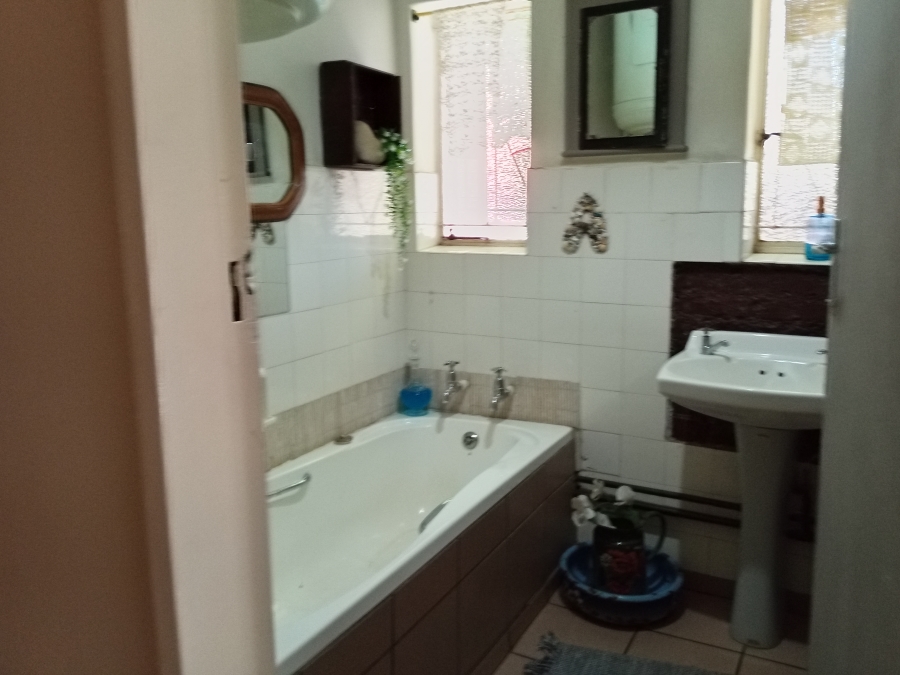 3 Bedroom Property for Sale in Vanderbijlpark CE 1 Gauteng