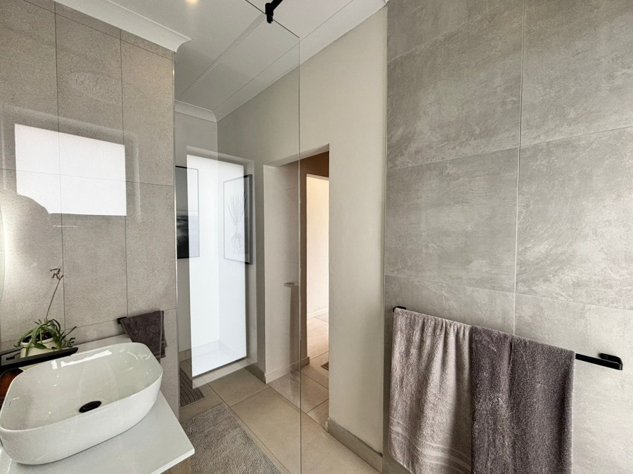 3 Bedroom Property for Sale in Berg En Dal Gauteng