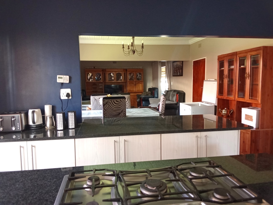 To Let 4 Bedroom Property for Rent in Raceview Gauteng
