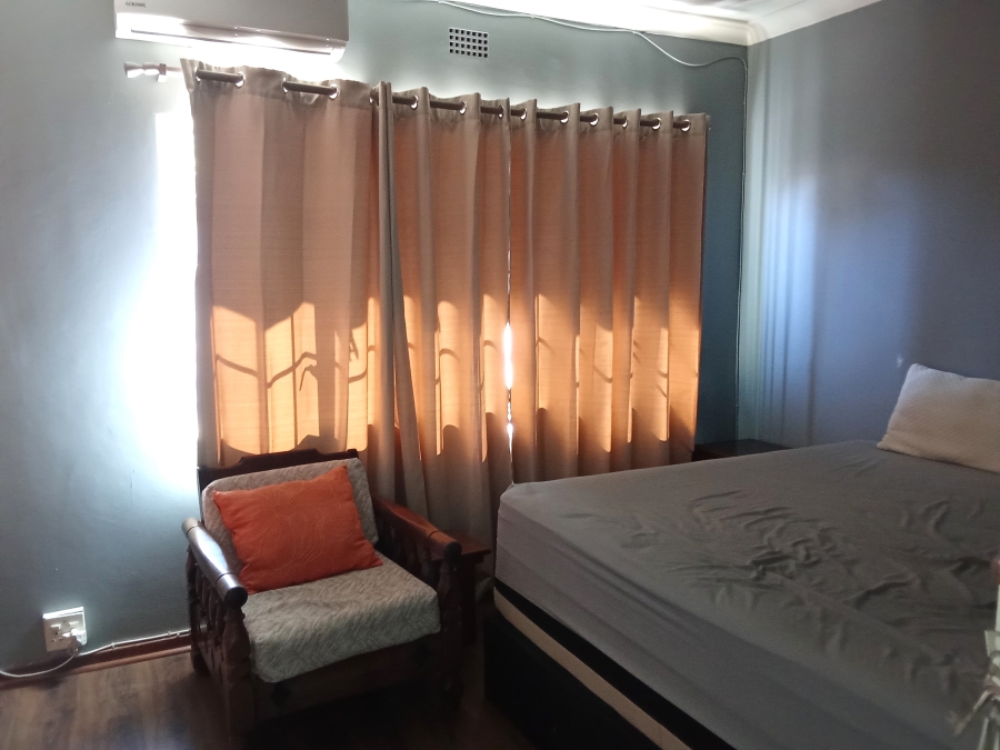 To Let 4 Bedroom Property for Rent in Raceview Gauteng