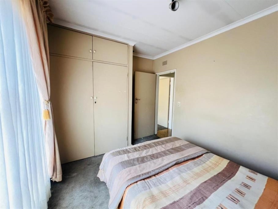 3 Bedroom Property for Sale in Brackendowns Gauteng