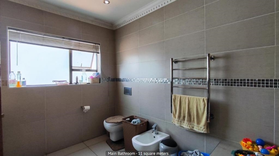 4 Bedroom Property for Sale in Meyersdal Gauteng