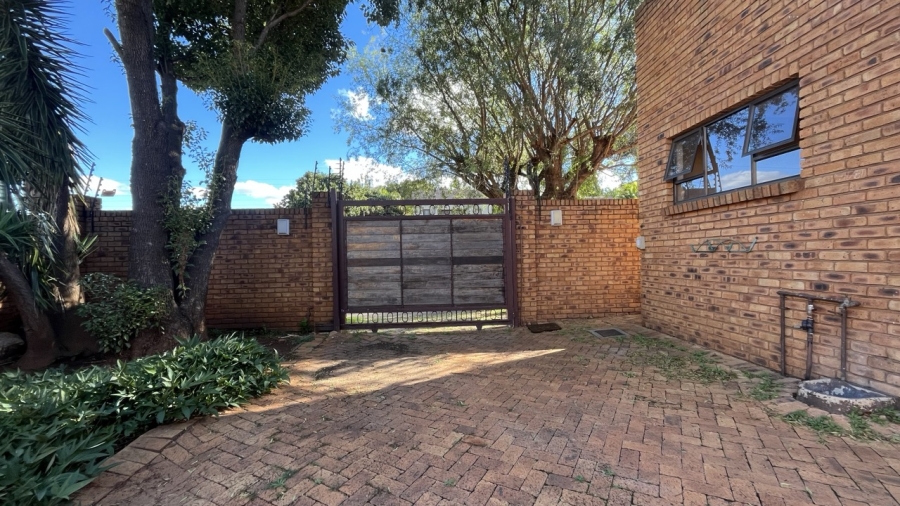 4 Bedroom Property for Sale in Meyersdal Gauteng