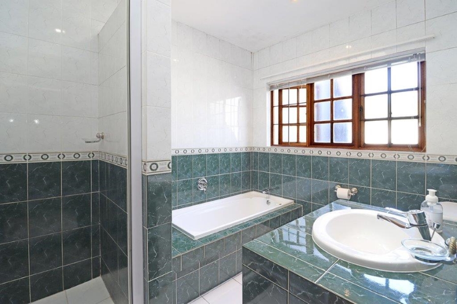3 Bedroom Property for Sale in Dowerglen Ext 5 Gauteng