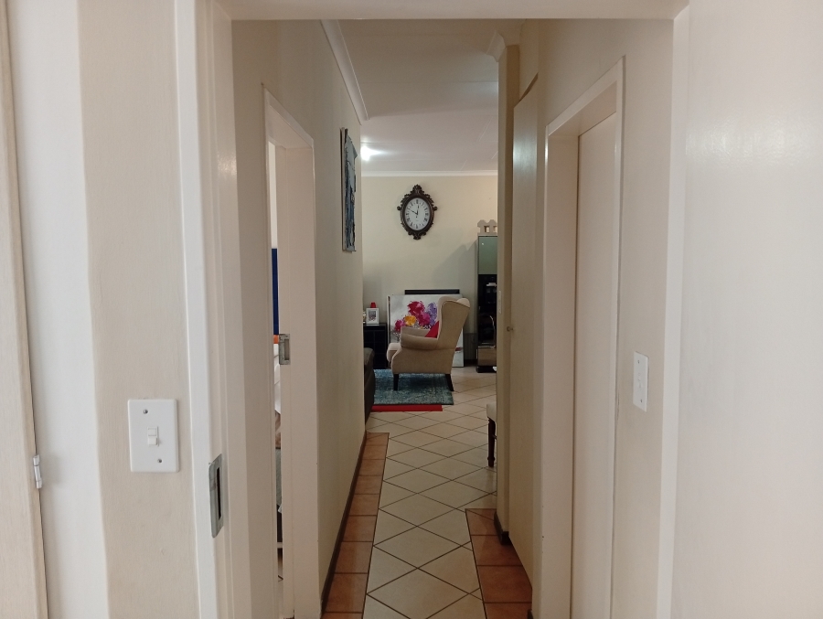 2 Bedroom Property for Sale in Equestria Gauteng