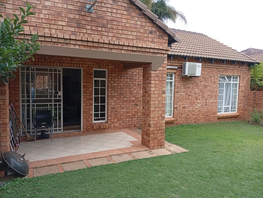 2 Bedroom Property for Sale in Equestria Gauteng