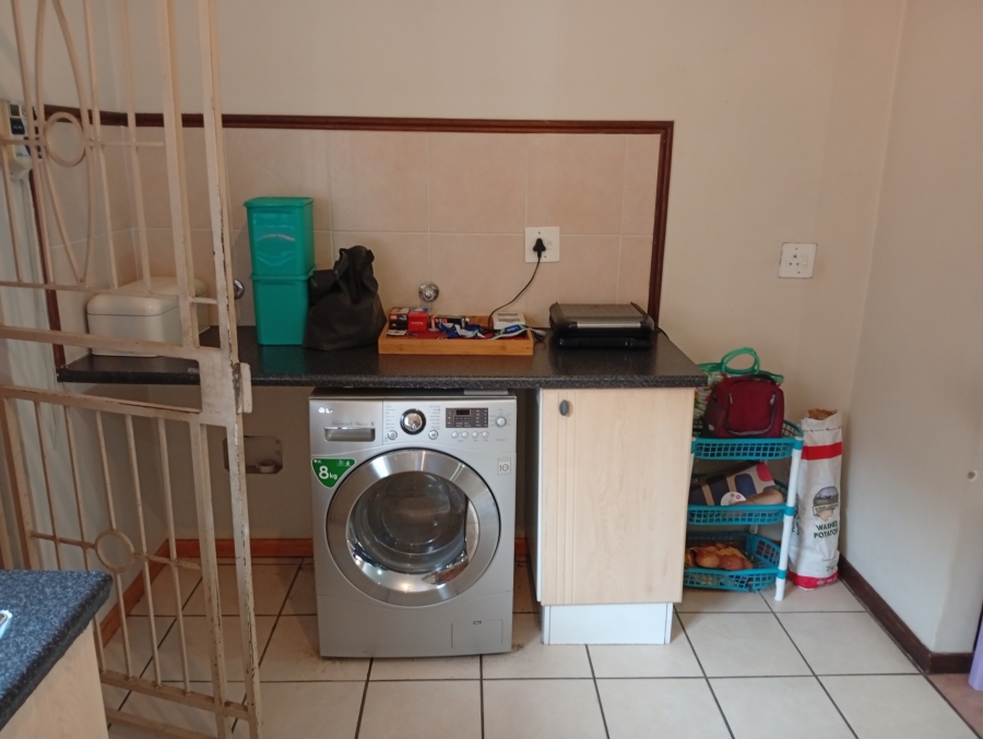 2 Bedroom Property for Sale in Equestria Gauteng