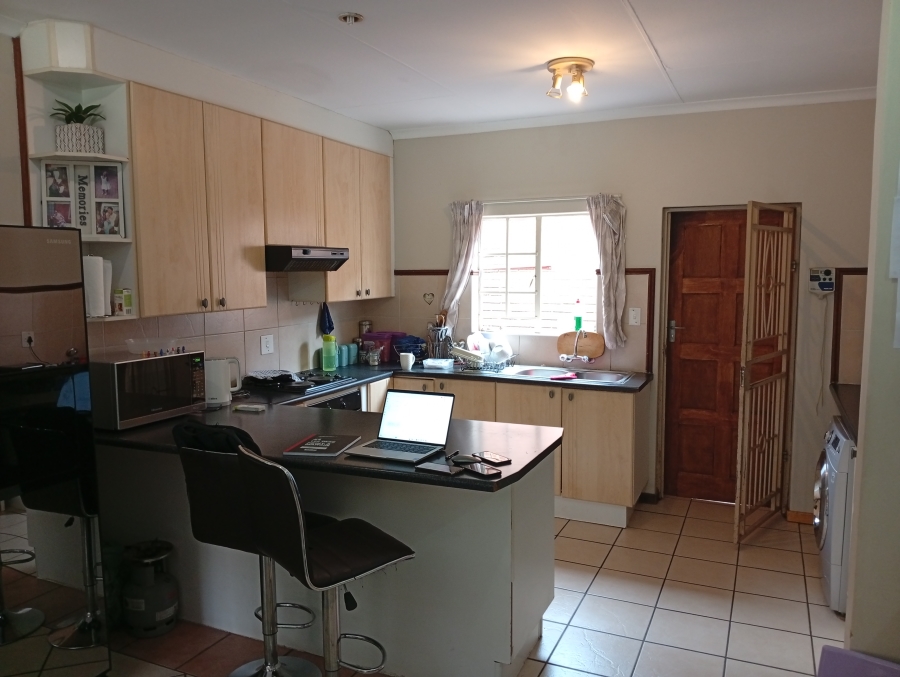 2 Bedroom Property for Sale in Equestria Gauteng