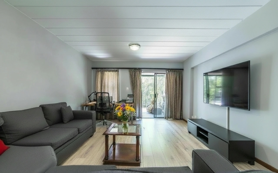 2 Bedroom Property for Sale in Maroeladal Gauteng