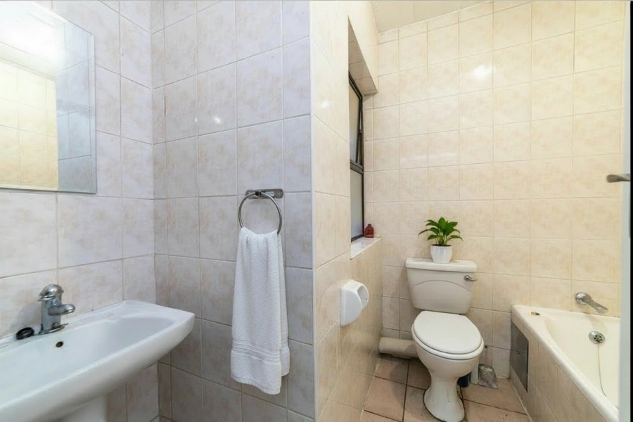 2 Bedroom Property for Sale in Maroeladal Gauteng