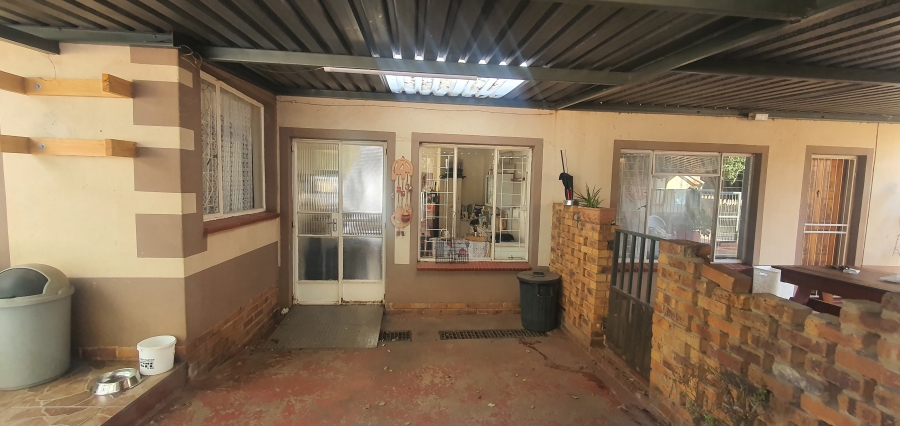 6 Bedroom Property for Sale in Heidelberg Gauteng